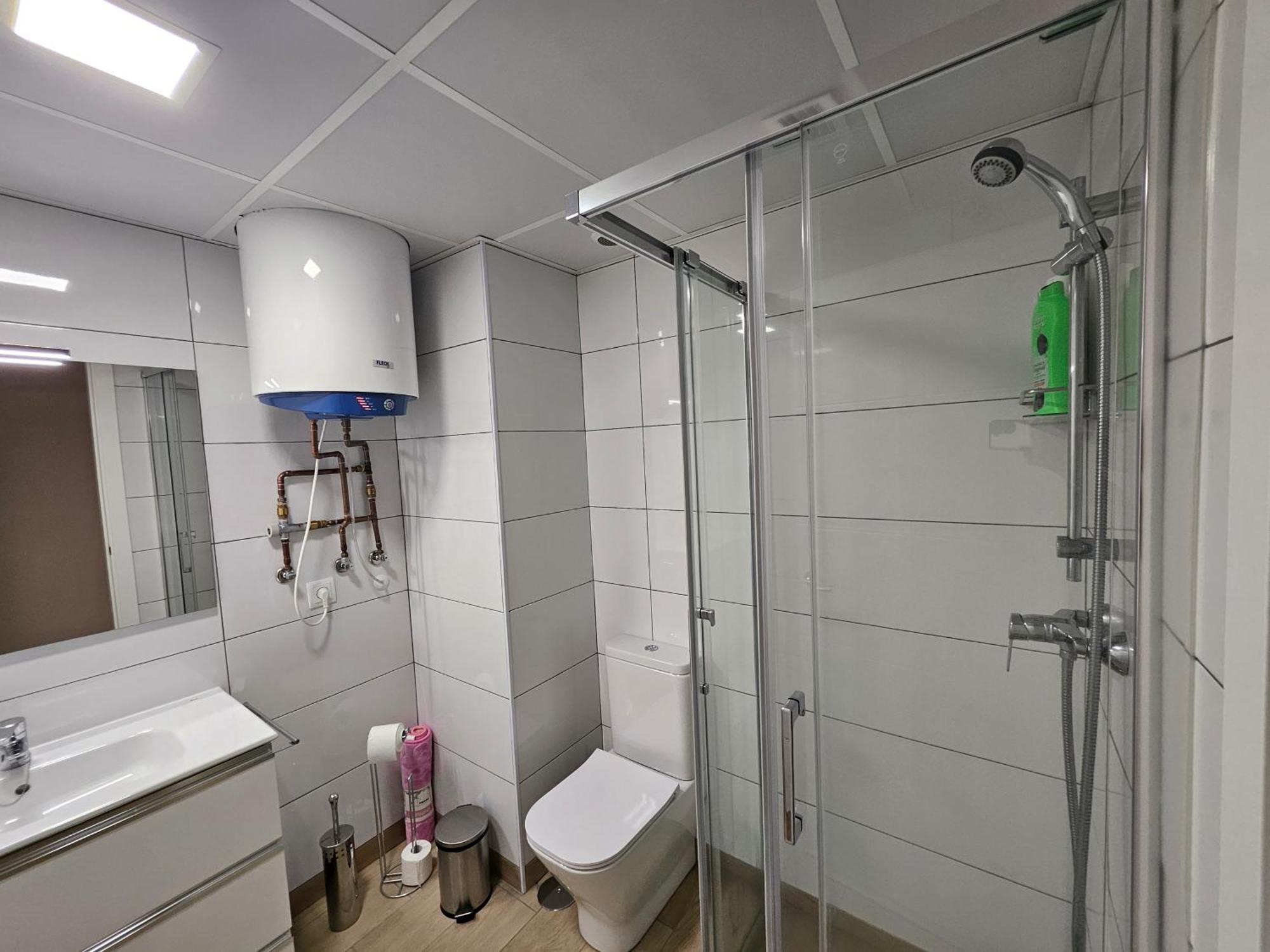 Apartamentos Picasso Алькала-де-Енарес Екстер'єр фото